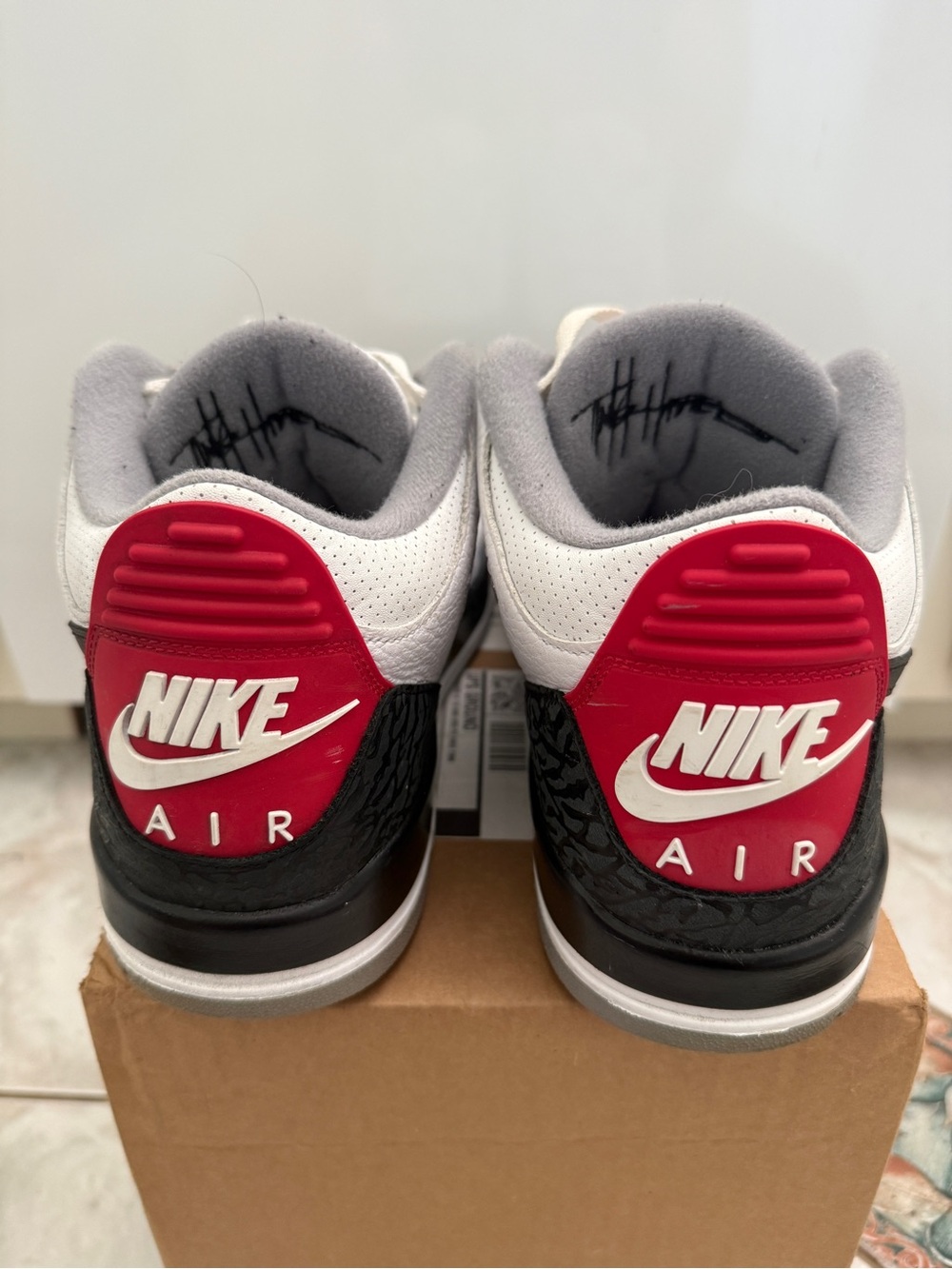 Nike Air Jordan 3 Retro Tinker Hatfield - Men’s 11.5 - Picture 4 of 9